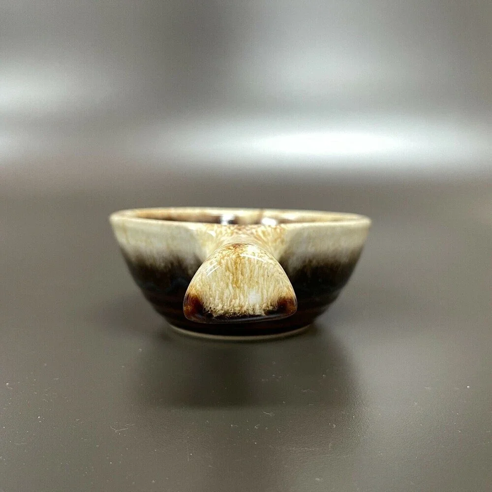 Monmouth Maple Leaf Brown Pottery Drip Glaze Handled‎ Soup Bowl USA